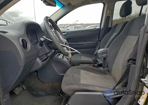 2016 Jeep Compass Sport z USA, uszkodzony, nr VIN 1C4NJDBB9GD733451